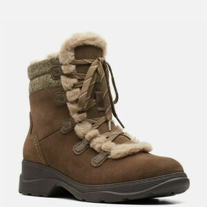 Clark’s Womens Aveleigh Boot Zip - 10 NWT